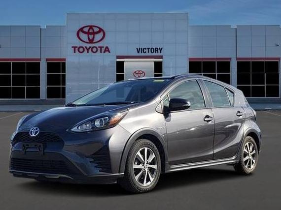 TOYOTA PRIUS C 2018 JTDKDTB38J1620080 image